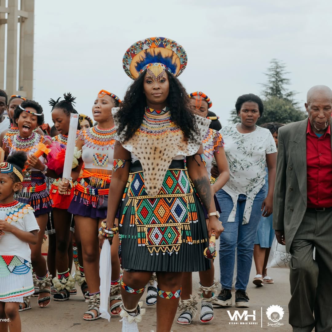 Traditional Zulu bridal procession in full regalia